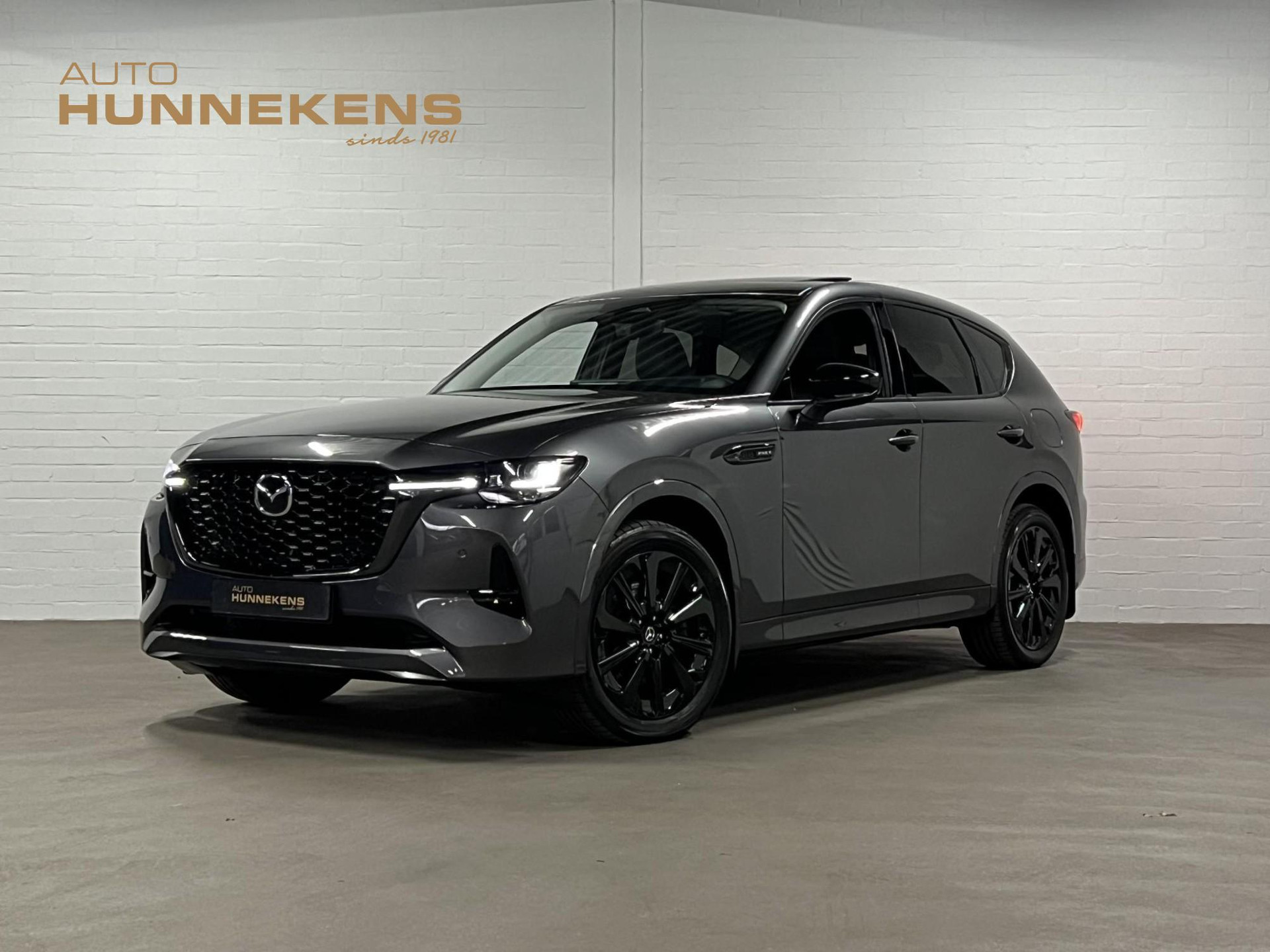 56576543